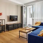 Zen Apartment